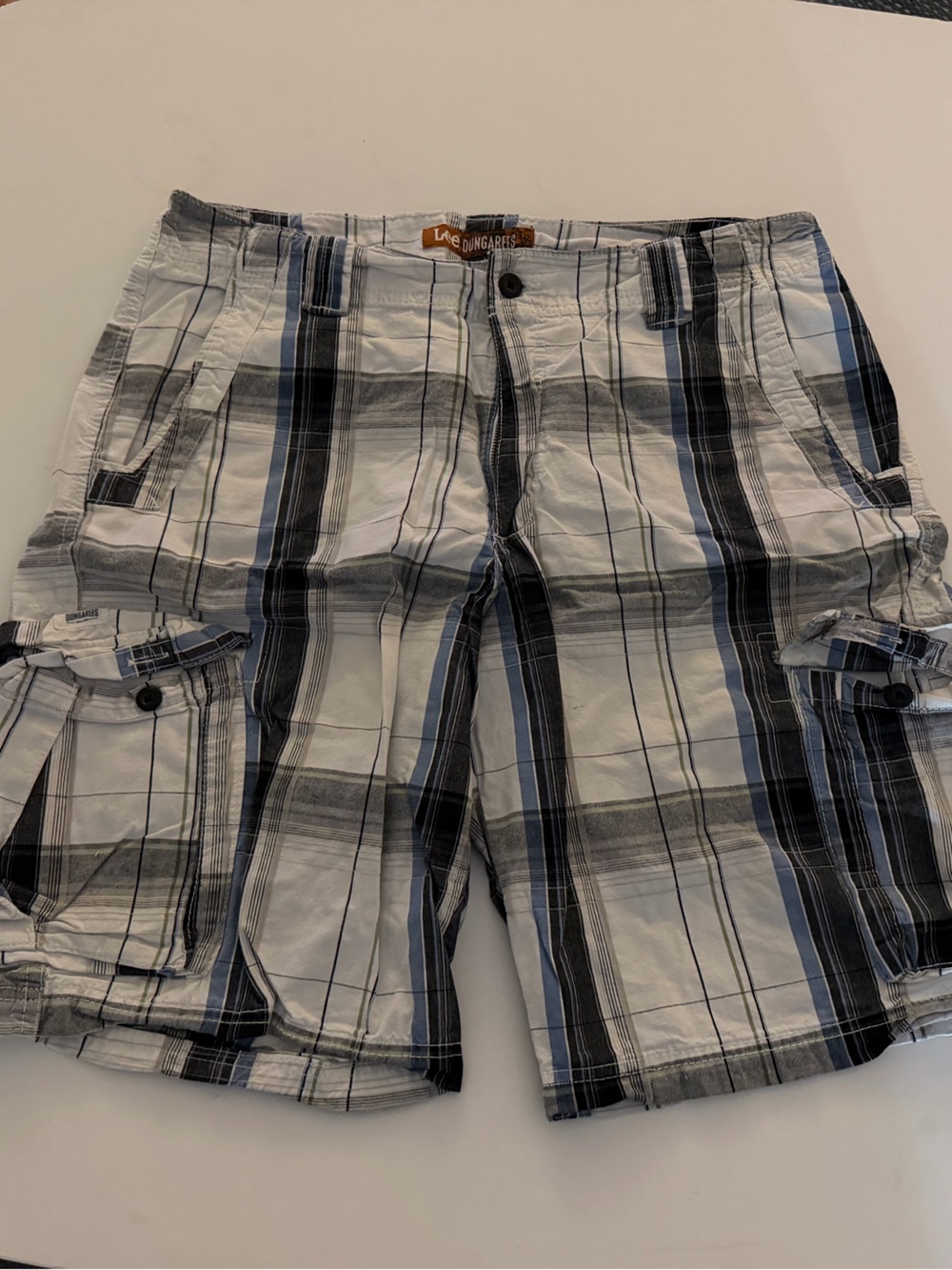 Lee Men's White and Black Plaid Cargo Shorts